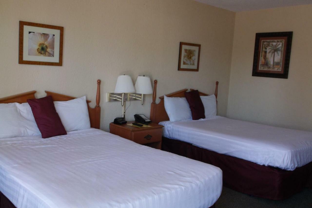 Days Inn & Suites By Wyndham Lake Okeechobee Eksteriør billede